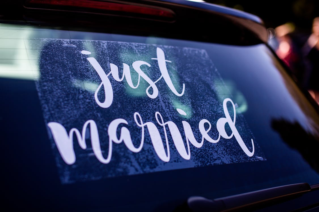 Wedding Wheels: Renting vs Buying a Second-Hand Car for Your Big Day