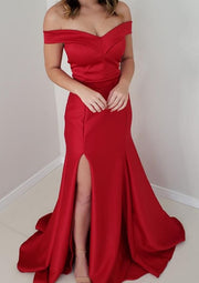 Trumpet Off Shoulder V-neck Sleeveless Red Satin Long Prom Dress, Slit