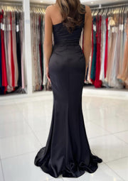 Sheath One-Shoulder Sleeveless Floor-Length Blackn Satin Prom Dress, Split Pleated