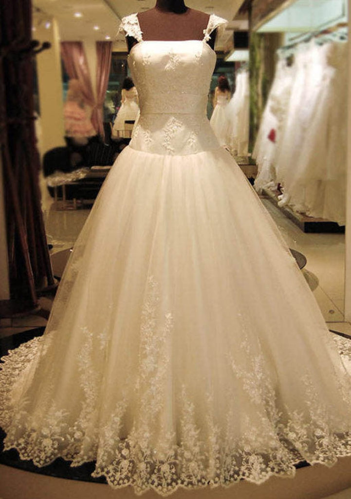 Ball Gown Square Neck Court Train Lace Tulle Dropped Waist Wedding Dre -  Princessly
