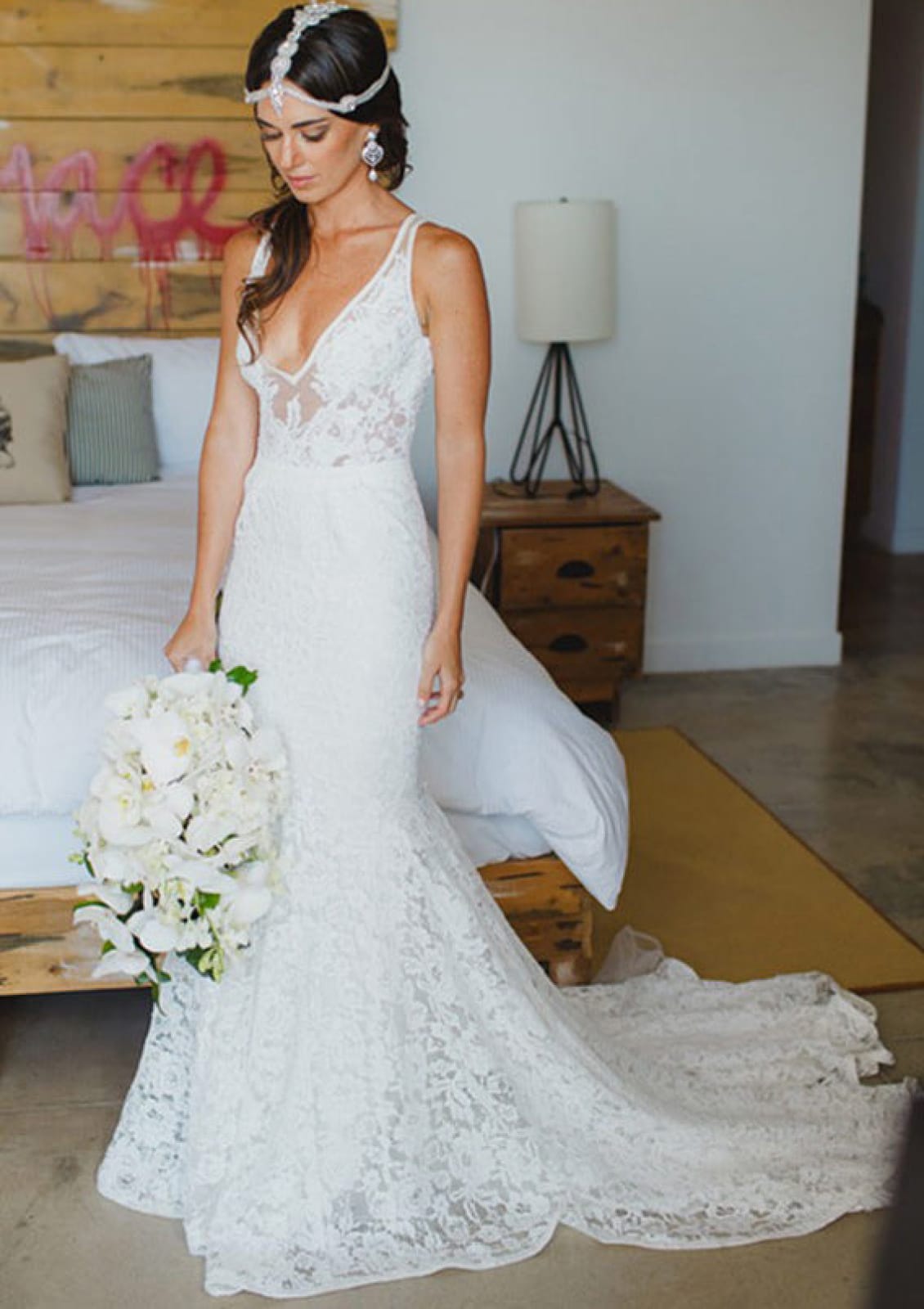 Mermaid V-Neck Sleeveless Fishtail Lace Court Bridal Wedding Dress -  Princessly